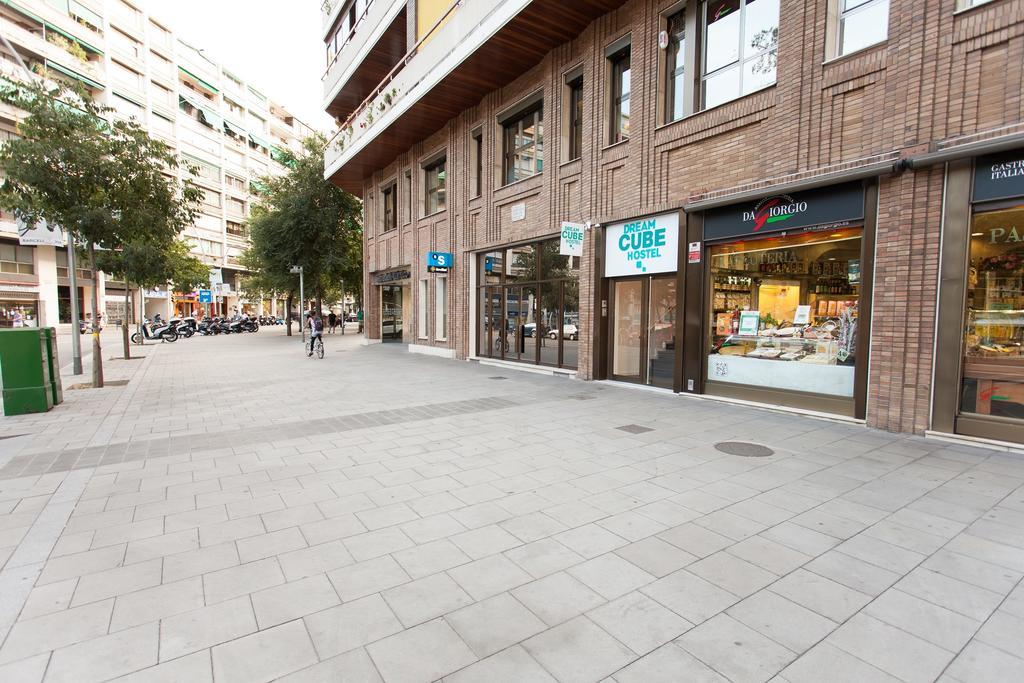 Dream Cube Hostel — Foto 1